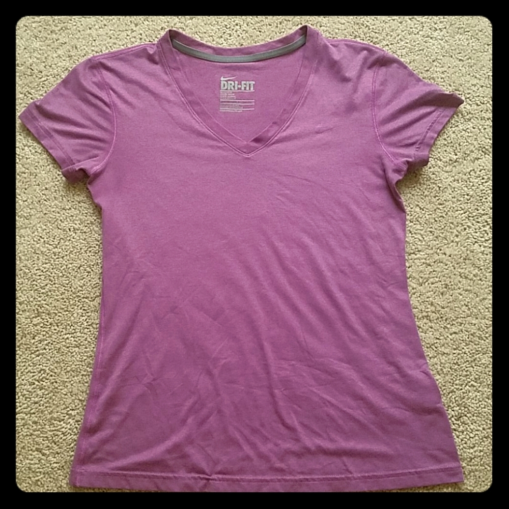 Nike t-shirt
